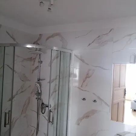 Sloneczne بيت خشبي